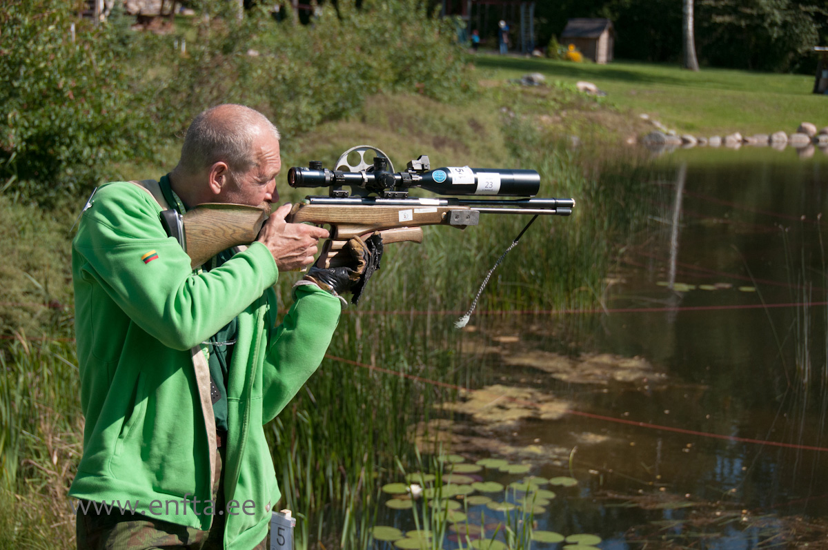 Aleksas Jaunius LT, Weihrauch HW 97 K, Leapers 8-32x56